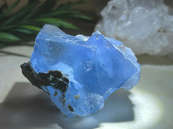 中国　湖南省産✿* ブルー　フローライト　蛍石　ラフストーン　クラスター　原石 2枚目の画像