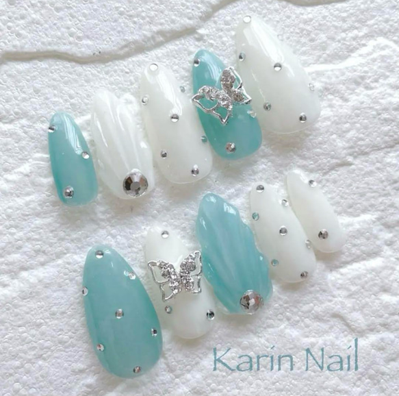 ネイルチップ ワンホン 蝶々 オーロラ ビジュー 韓国 ネイルチップ ワンホン 蝶々 オーロラ ビジュー 韓国