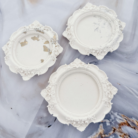 アンティークトレイ/アクセサリー・ホワイト、・白・シャビーシック・撮影小物・イベント什器・母の日・プレゼント 2枚目の画像