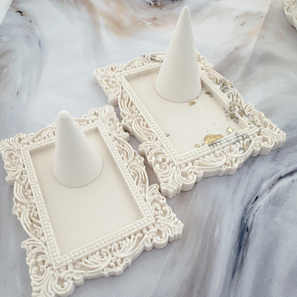 額縁アンティークトレイ・大/アクセサリー、ホワイト、白、シャビーシック・大人可愛い・撮影小物・イベント什器・店舗什器 1枚目の画像