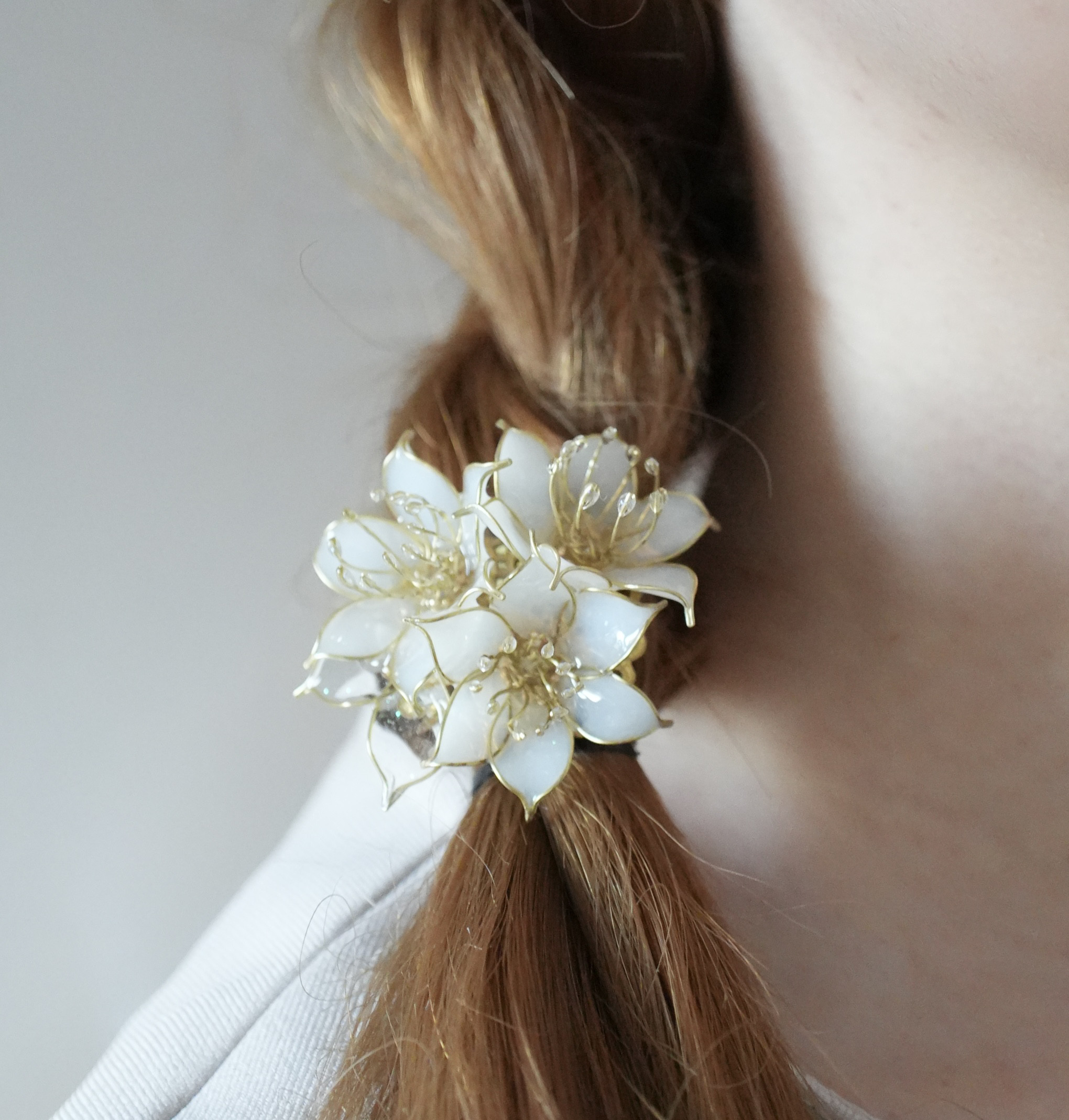 ユリのポニーフック　春　白色　百合