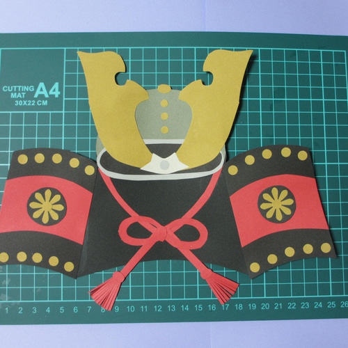 かぶと（兜） 〈5月の壁面〉 画用紙 壁面飾り 保育園・幼稚園・学校