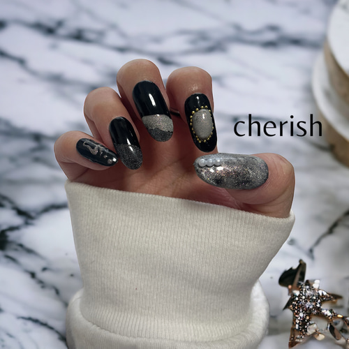 17.黒ネイル 大人ネイル マグネットネイル シンプルネイル ネイル