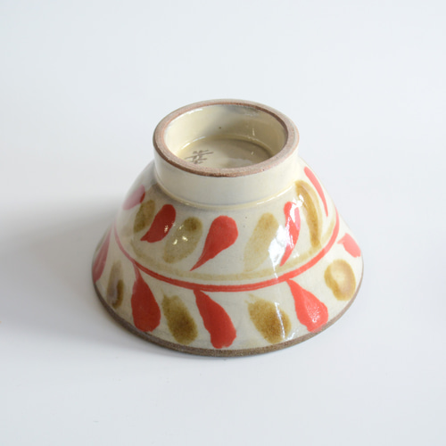 やちむん 幸陶器】リーフ柄 4寸マカイ レッド 茶碗・めし碗 いち商店