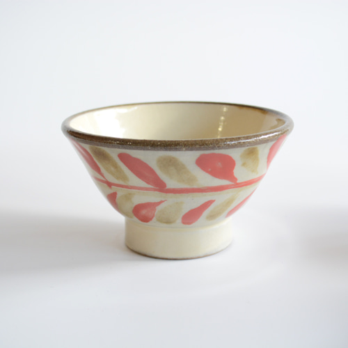 やちむん 幸陶器】リーフ柄 4寸マカイ レッド 茶碗・めし碗 いち商店