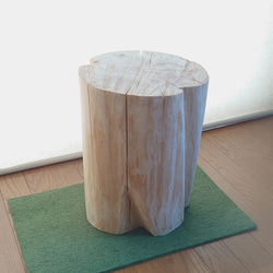 国産天然木 いい香り ひのき切株椅子フリル・丸太サイドテーブル・無垢塗装・オーガニック 5枚目の画像