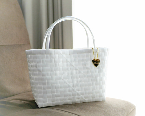 ♡２回のみ使用♡WOVEN チェック柄 かごバッグ セール】 カゴチェックバッグ （かごバッグ）｜I.T.'S