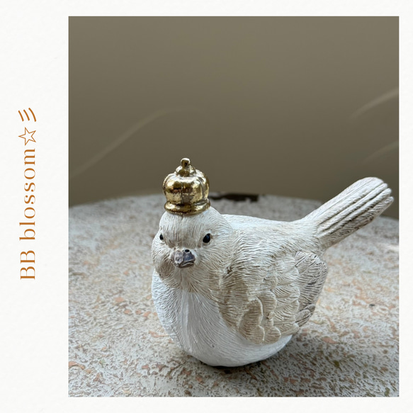 アンティークヒマラヤクルミ材のWELCOME LADYはインテリアの置物 アンティークヒマラヤクルミ材のWELCOME LADYはインテリアの置物