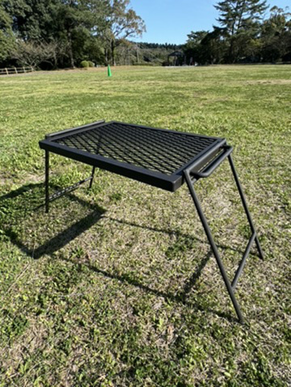 【再販】メッシュテーブル 再販】メッシュテーブル