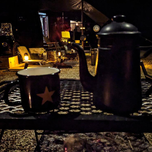 無骨アイアンテーブル 無骨で便利なアイアンメッシュテーブルおすすめ11選【キャンプで