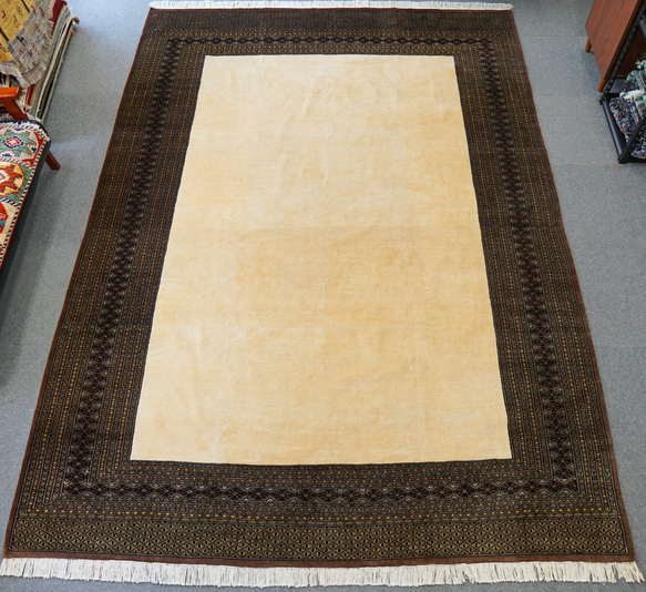 310×220cm【パキスタン手織り絨毯】 1枚目の画像