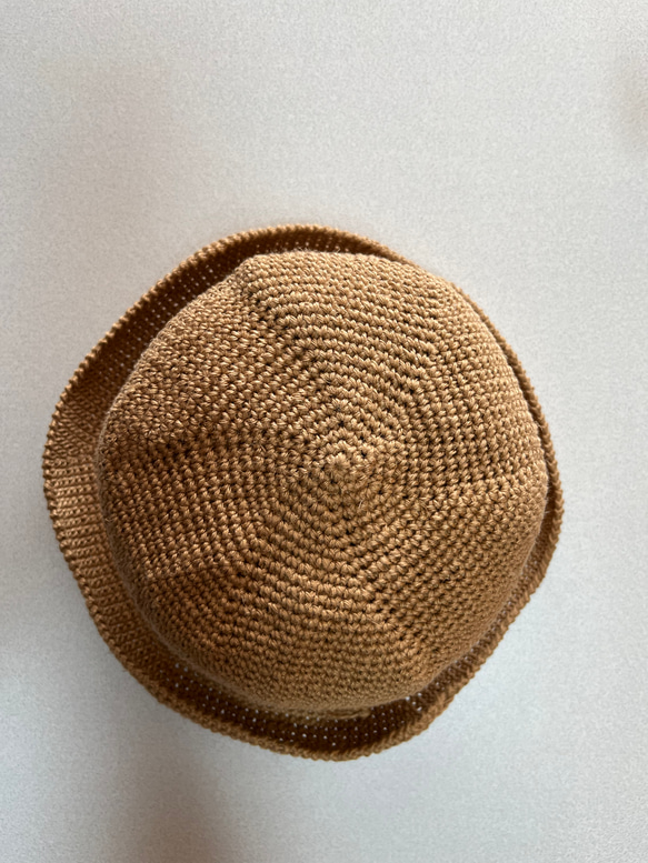 夏の帽子　亜麻糸で編んだ大人のシンプルなハット　 4枚目の画像