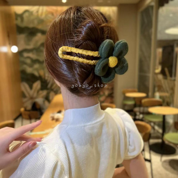 ヘアクリップ 花 髪飾り まとめ髪 ヘアアレンジ フラワー 花 大きめ 2枚目の画像