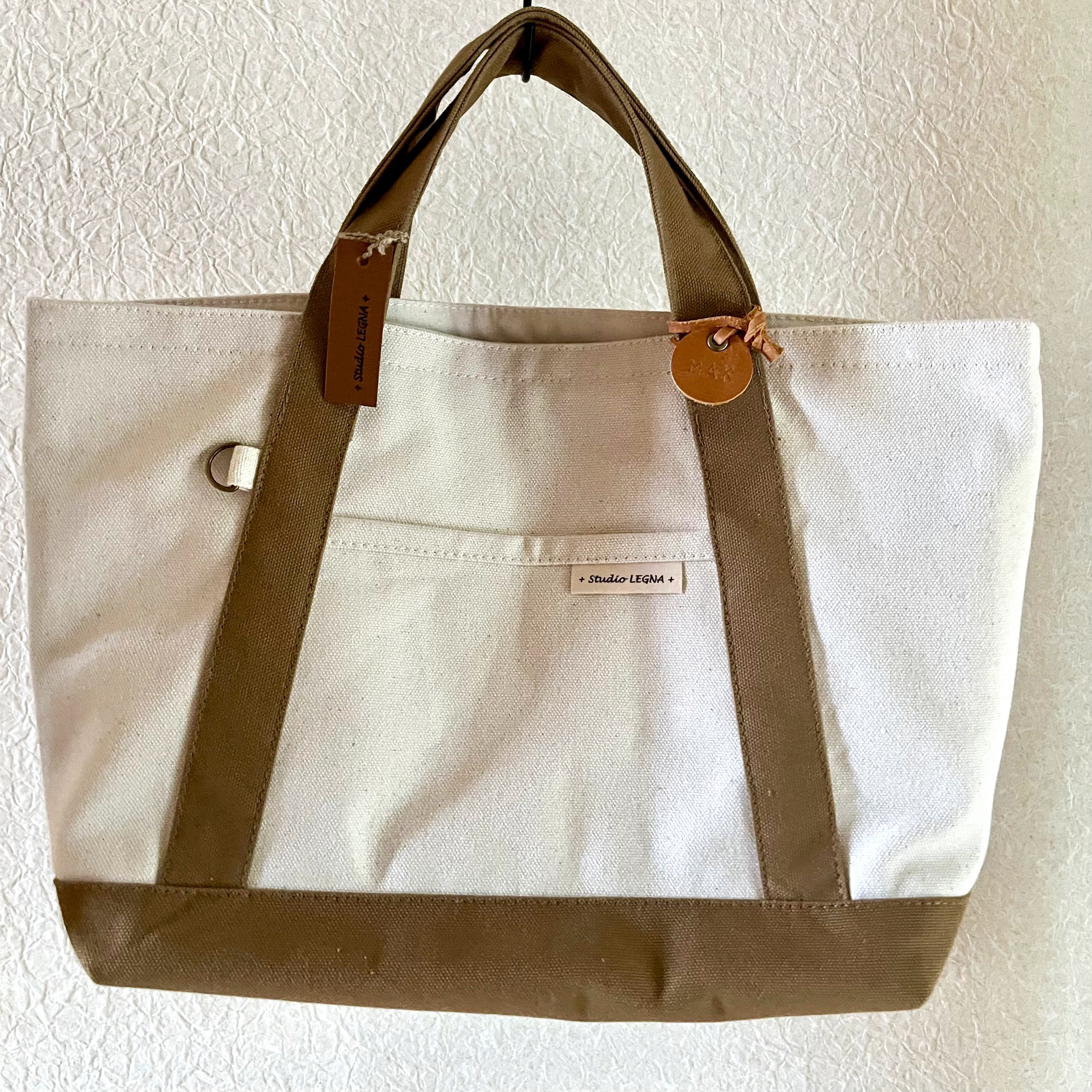 帆布トート⭐︎A4サイズ　ネームプレート付き♪