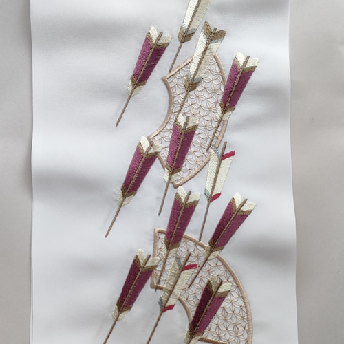 新品未使用品】刺繍半襟 カラー 薄紫ピンク系 （刺繍半衿「紫色の  