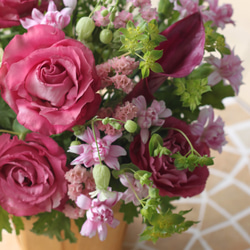 母の日新作【Creema限定】 母の日に贈る華やかピンクのフレッシュフラワーアレンジメント　 6枚目の画像