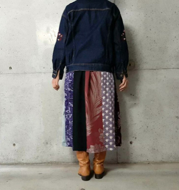 絹生地　ギャザースカート　ウエストゴム  普段着フリーサイズ 　着物リメイク　 5枚目の画像
