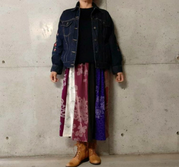 絹生地　ギャザースカート　ウエストゴム  普段着フリーサイズ 　着物リメイク　 8枚目の画像