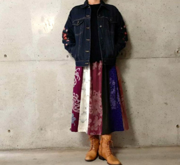 絹生地　ギャザースカート　ウエストゴム  普段着フリーサイズ 　着物リメイク　 4枚目の画像