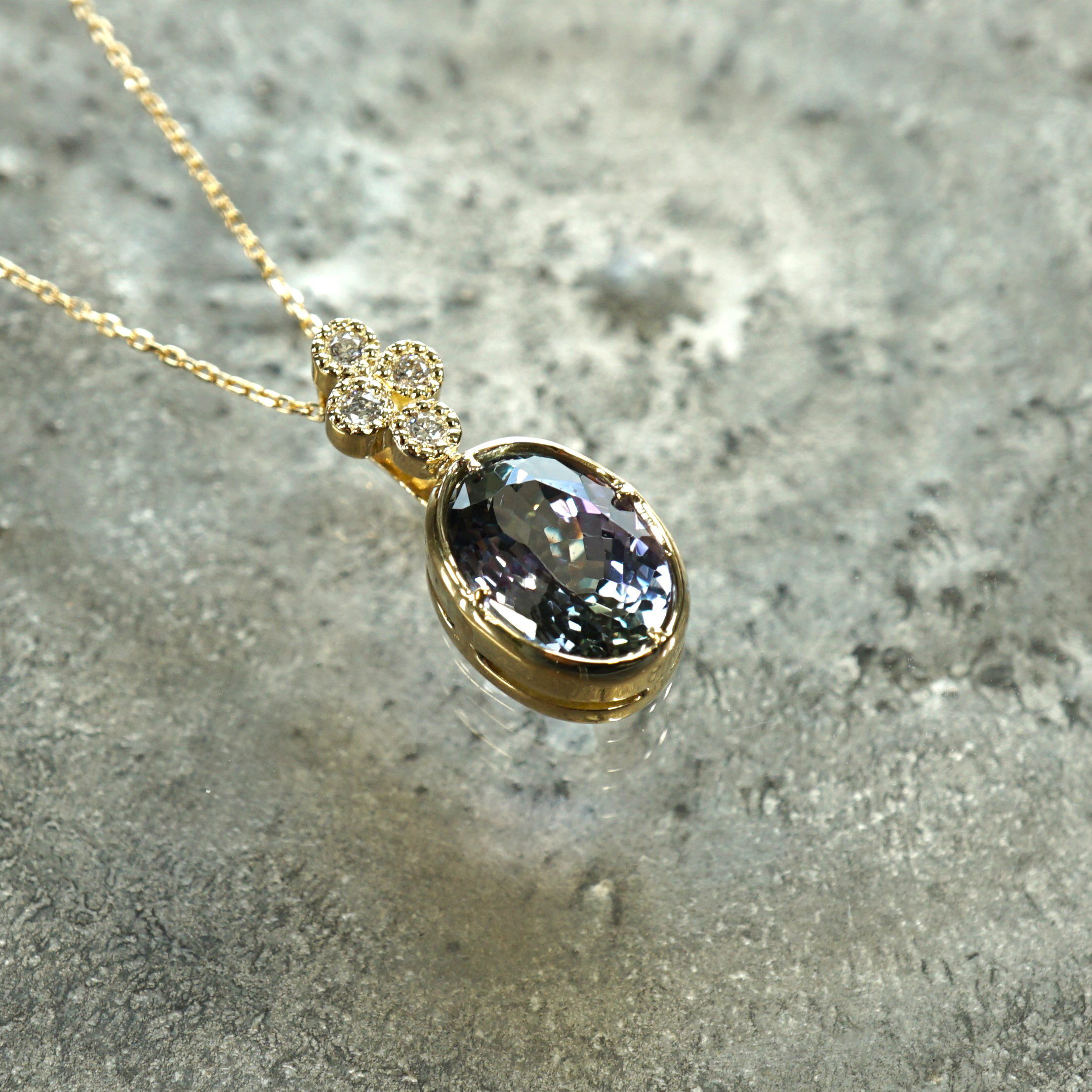 K18YG　ゾイサイト×ダイヤモンド ペンダント＜ヘッドのみ＞