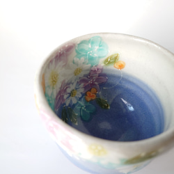 ジューンブラCreema陶器市2024  工房ゆずりは　福々碗　白地に鮮やかなブルーが良く映える　青彩花化粧　43432 12枚目の画像