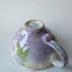 母のCreema陶器市2024工房ゆずりは　カップ＆ソーサー　紫を主体にした華やかで上品な絵柄　花かざり　29292　 15枚目の画像