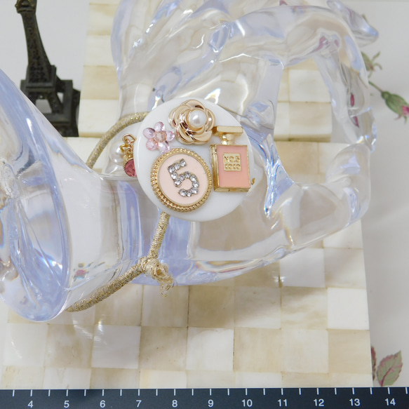 再販黄金パワー⤴2way新品ピンク大人ヘアブレスゴム 本体天然シェル円形約3.5香水瓶数字５カメリアキラキラストーン 4枚目の画像