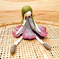 Lサイズ　フェルト人形飾り　ドールnasan-08 桜花 春スプリングギフト母の日新調　キーホルダー 6枚目の画像