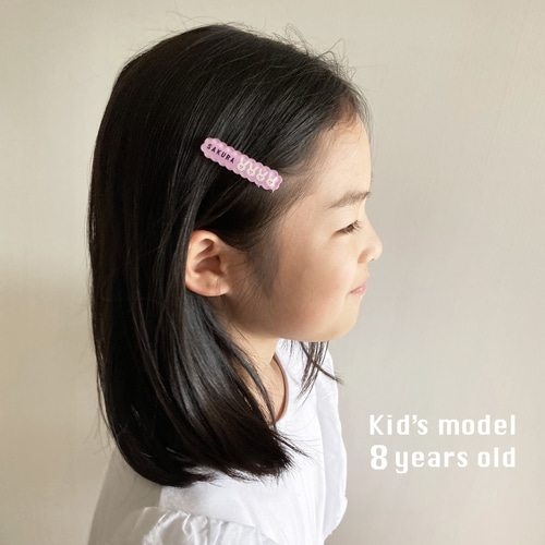 なみなみ型〜ポップでカラフルな名入れヘアクリップ 雑貨