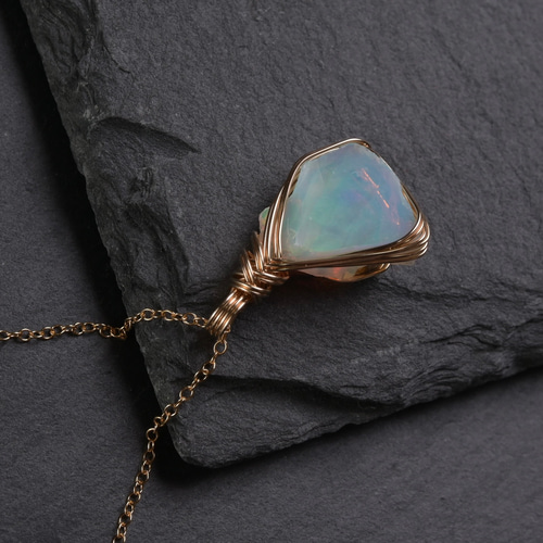 ウェロ オパール 原石 鉱物 ペンダントトップ ワイヤーラッピング