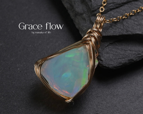 大粒ボルダーオパールワイヤーラッピングペンダントトップ 大粒ボルダーオパールワイヤーラッピングペンダントトップ ボルダー