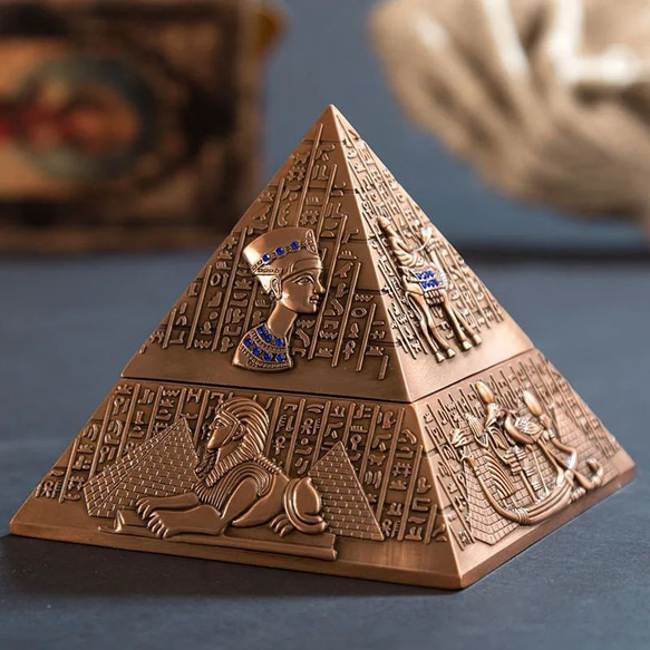 赤胴 灰皿 ピラミット灰皿 メタル製のクリエイティブな灰皿 ヨーロッパスタイル エジプト ピラミッド灰皿 a-348 10枚目の画像