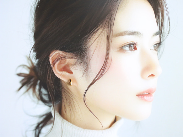 ☆大人気☆つけっぱなしOK 錆びないサージカルステンレス【小さめティアドロップ gold & silver】ピアス 4枚目の画像