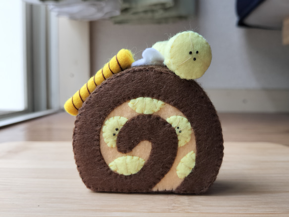 フェルト☆チョコ☆ロールケーキ　いちご＆バナナ 2枚目の画像