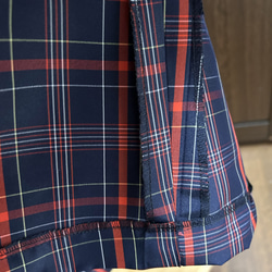 大島紬　ギャザースカート　8枚はぎ　リボンベルト付き　濃紺に赤　格子柄　着物リメイク　ハンドメイド　274 7枚目の画像