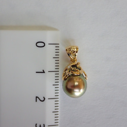 　南洋バロックパール　ペンダントトップ１８金イエローゴールド　ダイヤモンド入り 17枚目の画像