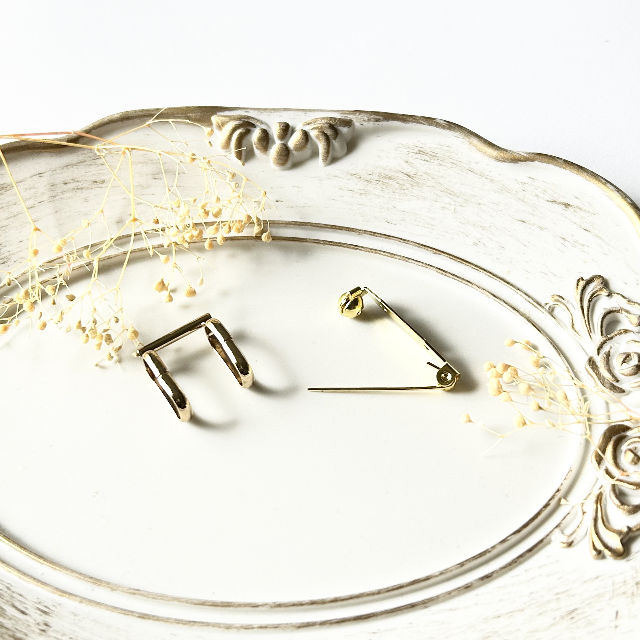 すいせんのポニーフック　春　白色　黄色　水仙