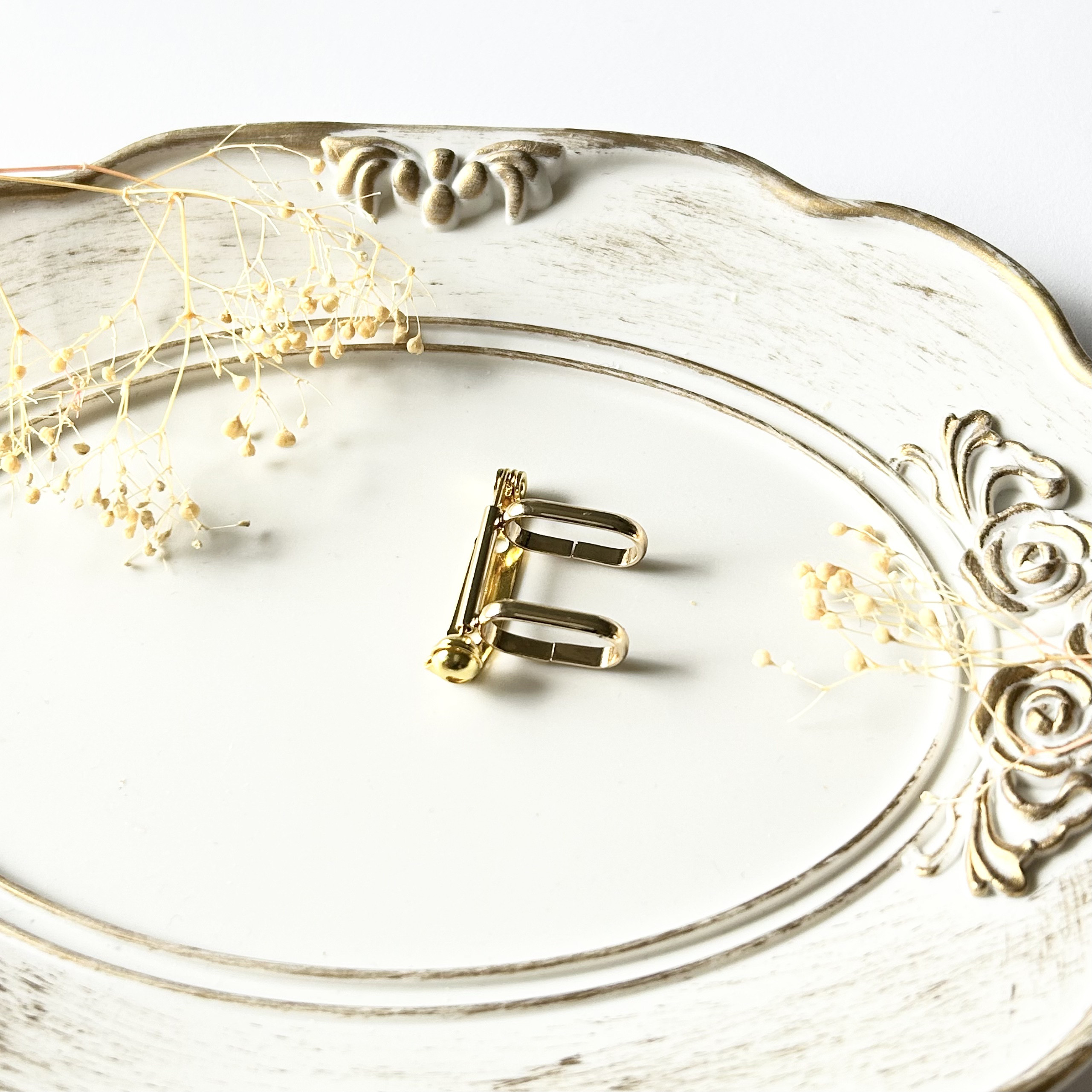 すいせんのポニーフック　春　白色　黄色　水仙