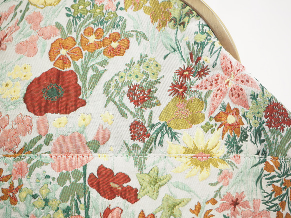 【限量樣品促銷】花卉幻想伽瑪口斜背包 第16張的照片