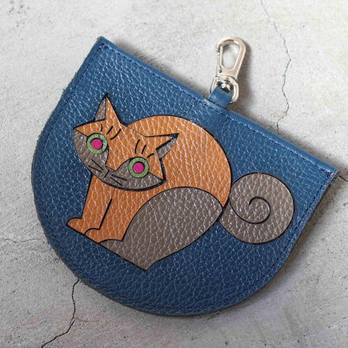大人が持つ可愛い猫プロダクトNECOポシェット◎イタリアンレザー＃BLUE