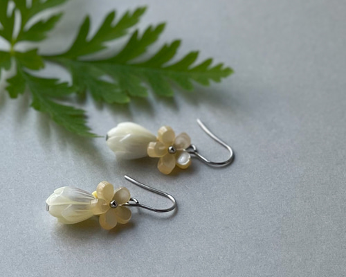 5ミリ もっと！小粒なおばけとモンスター 小さい ハンドメイドピアス