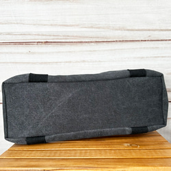 驚喜貓刺繡帆布拉鍊手提包，附多個口袋（黑色） 第10張的照片