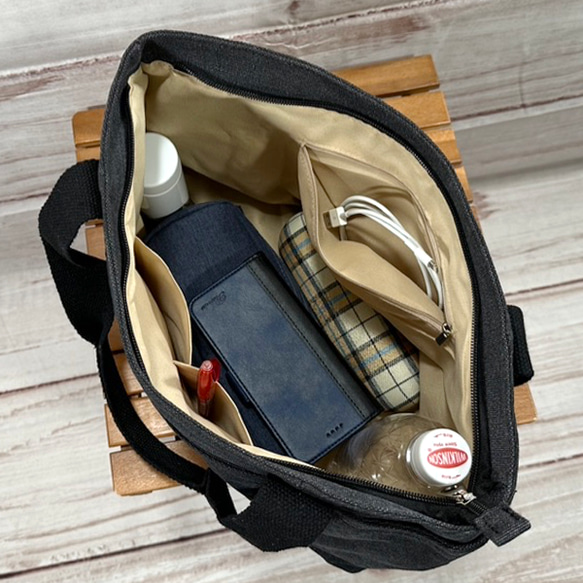 驚喜貓刺繡帆布拉鍊手提包，附多個口袋（黑色） 第5張的照片