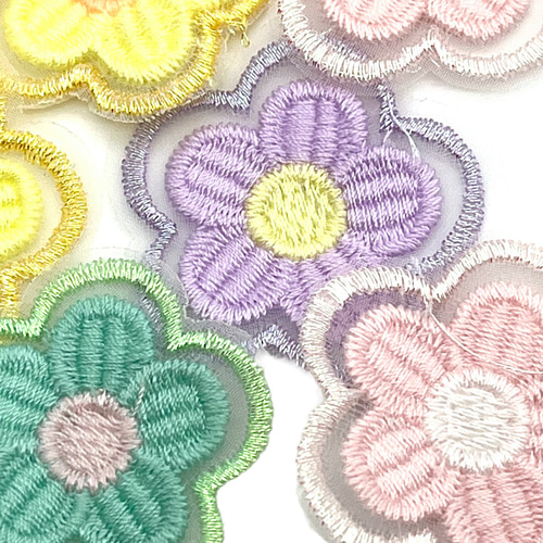 準備中】ブローチorワッペン 花