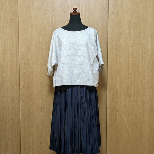 芸能人 愛用の通販 ブラウス 着物リメイク SOLD 白大島 さら ブラウス SIZE FREE トップス