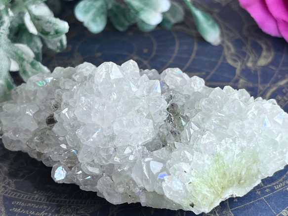 天からの祝福✨　アナンダライト　クリスタル　レインボークォーツ　原石　クラスター 
