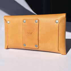 COZI - 100% 植鞣革 橫式 6.8吋 隨身手機腰掛包 - 可收納最大6.8吋手機(含纖薄保護殼) 第4張的照片