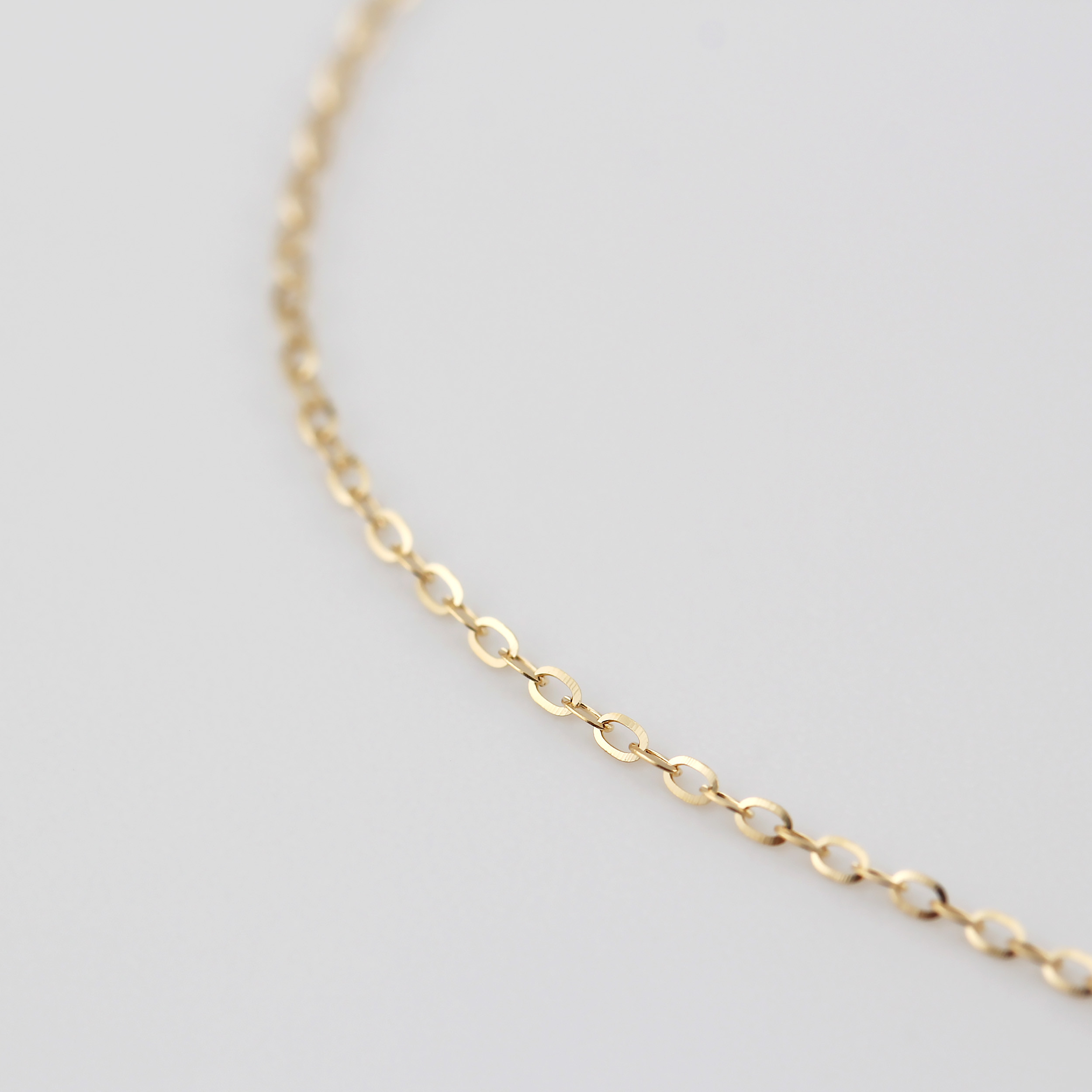 【再販×18！】冬のおしゃれに♡K18 シンプル 華奢 チェーンネックレス スキンジュエリー 重ね付け 普段使い〈46〉