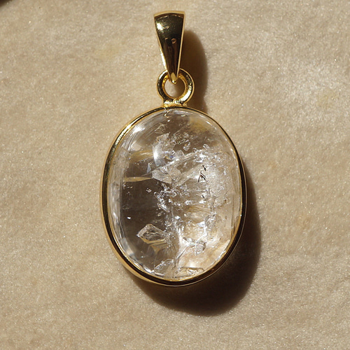 【希少石】クォーツインクォーツ 希少石】クォーツインクォーツ