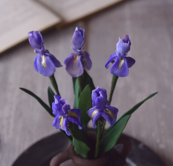 ◆粘土のお花◆　菖蒲（あやめ）　ミニサイズ　壺　A969 4枚目の画像